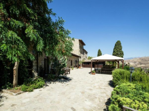 Chic Farmhouse with Sauna Whirlpool Patio Jacuzzi Garden, Resuttano